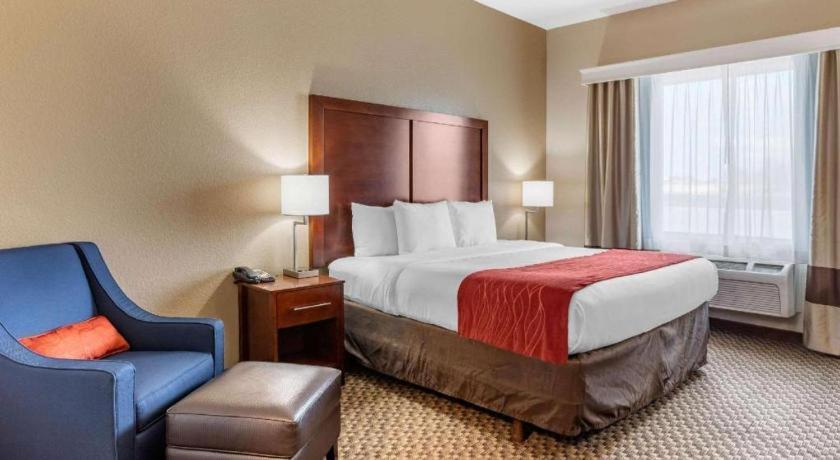 Comfort Inn & Suites Navasota Екстериор снимка